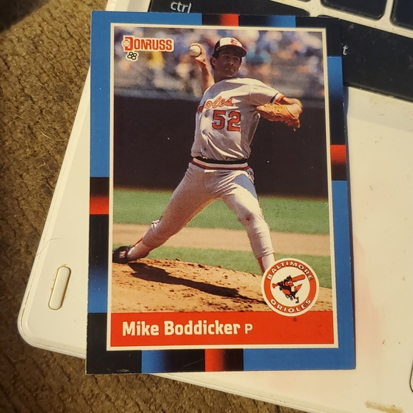Mike boddicker baseball card - Picture 1 of 1